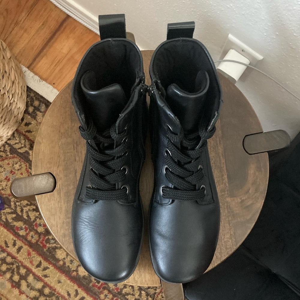 Groundies Barefoot Salzburg Chelsea Boot Size 38 Black - Picture 8 of 12